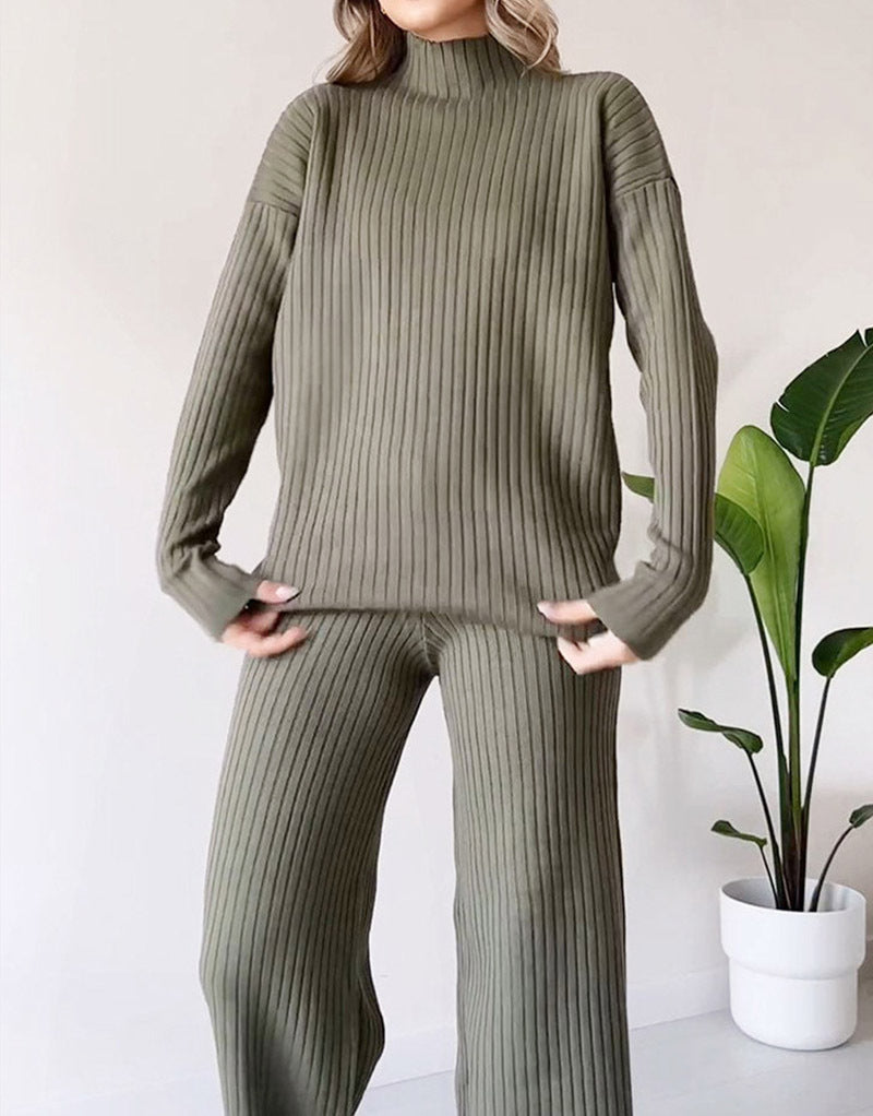 Ensemble Décontracté : Pull Col Roulé et Pantalon Droits